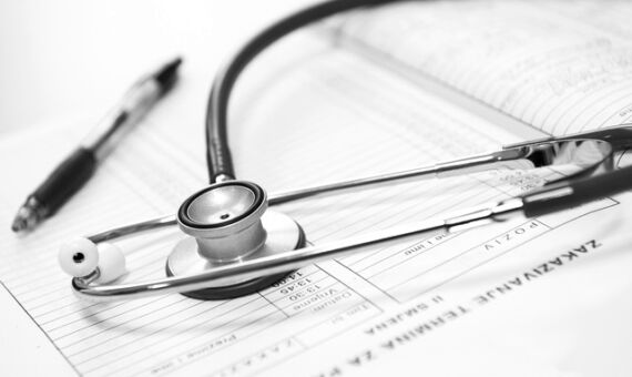 „Błędy medyczne” – zgłoszenie szkody do ubezpieczyciela